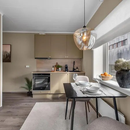 Center Furu With Mountain View!