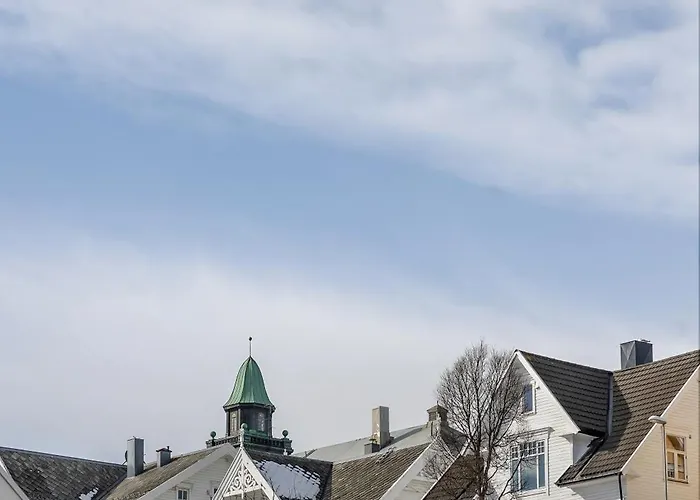 Center Furu With Mountain View! Lägenhet *